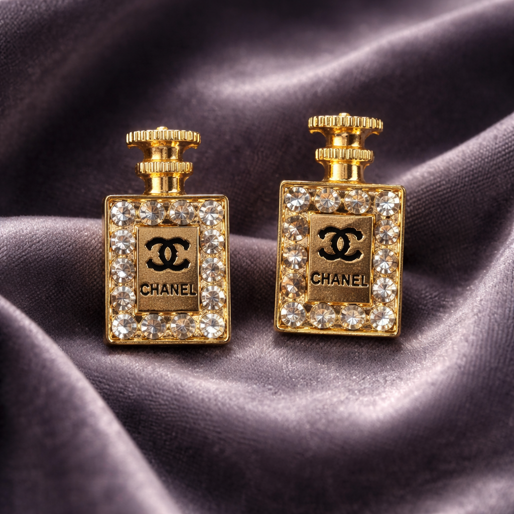 Aretes inspirados  CHANEL