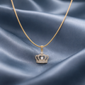 Cadena de niña oh mujer